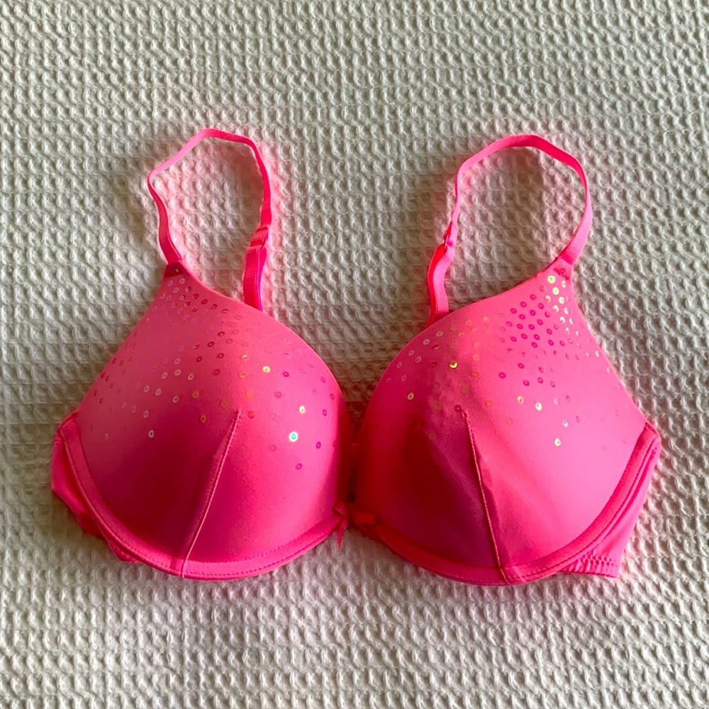 Xhilaration Plunge Push Up Bra